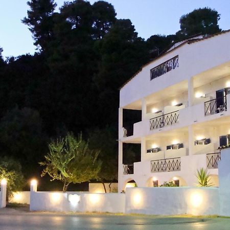 Villa Diamanti Kanapitsa  Экстерьер фото